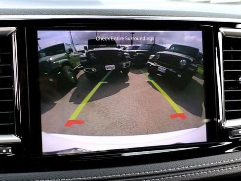 New 2027 Chrysler Pacifica Select FWD image 13