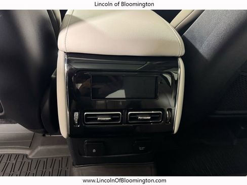 Used 2025 Lincoln Aviator AWD w/ Equipment Group 101A image 58