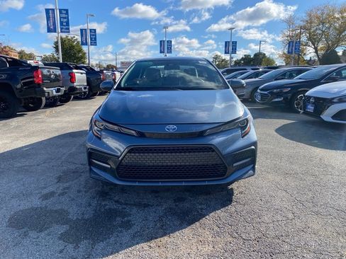 Used 2020 Toyota Corolla SE image 2