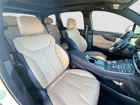Used 2022 Hyundai Santa Fe Calligraphy image 16