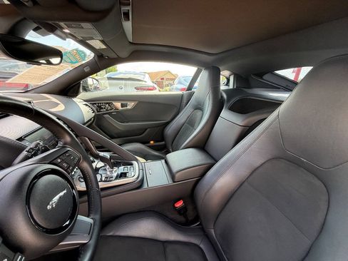 Used 2017 Jaguar F-TYPE Coupe RWD image 13