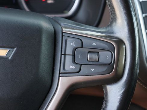 Used 2021 Chevrolet Suburban High Country w/ Premium Package image 28