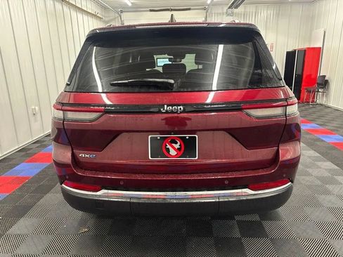 Used 2022 Jeep Grand Cherokee Limited 4xe AWD/4WD image 4