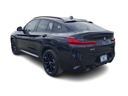 Used 2023 BMW X4 xDrive30i w/ M Sport Package image 4