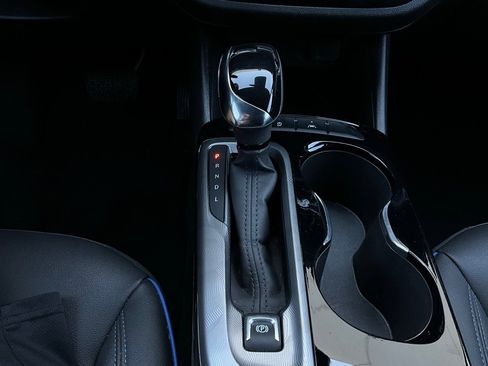 Used 2025 Buick Envista Sport Touring image 22