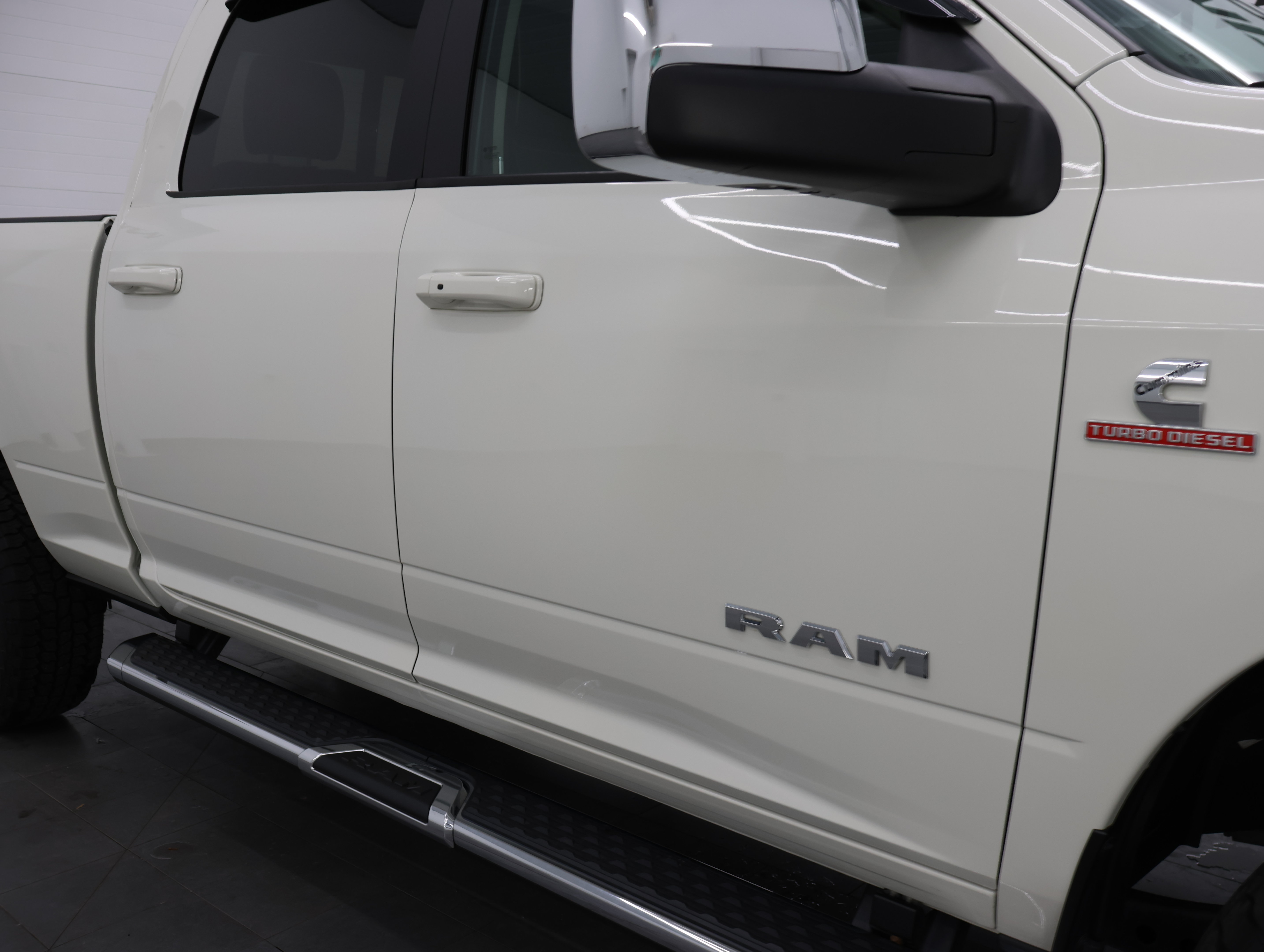 Used 2024 RAM 2500 Laramie AWD/4WD image 26