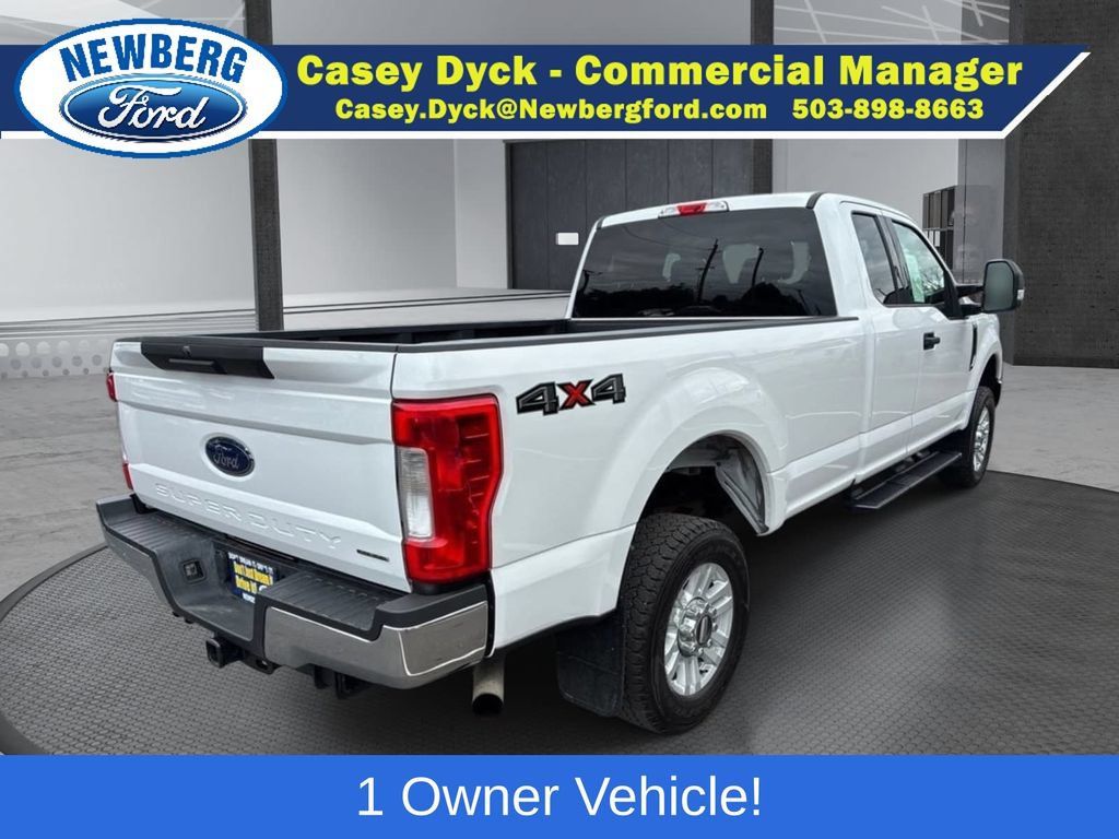 Used 2019 Ford F350 XLT w/ Camper Package AWD/4WD image 5