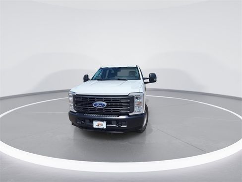 New 2026 Ford F250 XL image 3