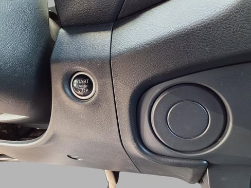 Certified 2023 Nissan Frontier SV RWD image 8