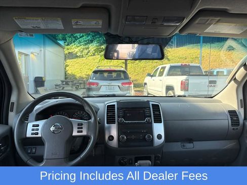 Used 2017 Nissan Frontier SV AWD/4WD image 8