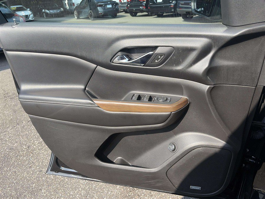 Used 2018 GMC Acadia SLE AWD/4WD image 15