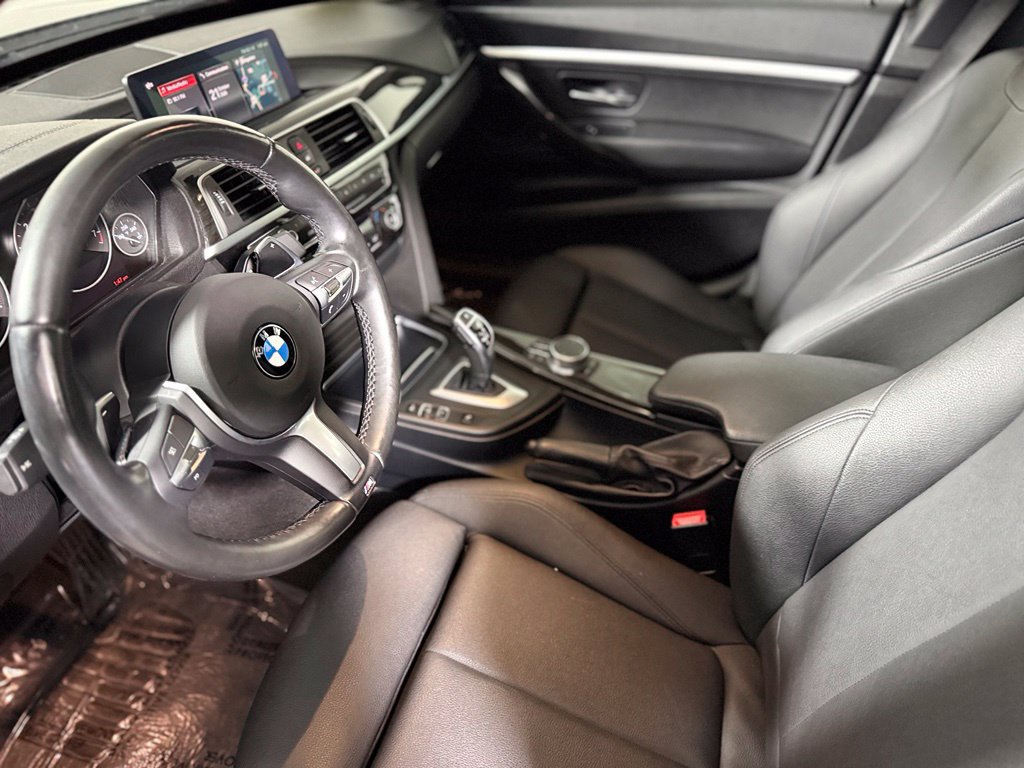 Used 2018 BMW 330i Gran Turismo xDrive AWD/4WD image 20