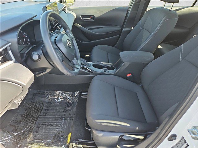 Certified 2025 Toyota Corolla LE FWD image 15