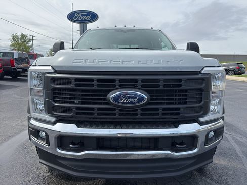 New 2026 Ford F450 XL w/ XL Driver Assist Package AWD/4WD image 3