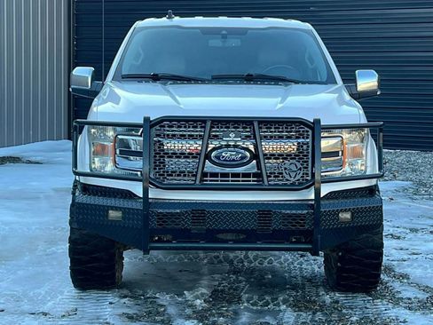 Used 2019 Ford F150 Lariat image 9