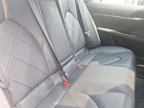 Used 2018 Toyota Camry XLE w/ Audio Package FWD image 23