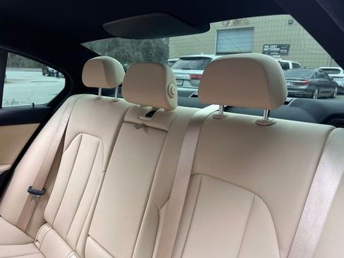 Used 2021 BMW 330i Sedan w/ Convenience Package image 22