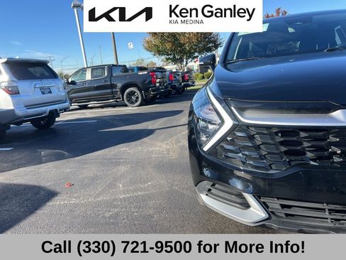 Certified 2023 Kia Sportage EX image 18