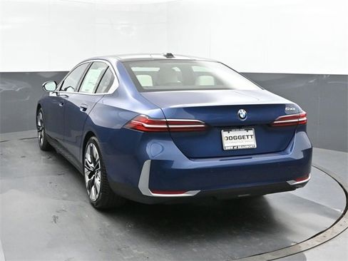 New 2025 BMW 530i w/ Executive Package image 3