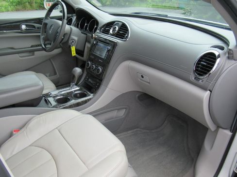 Used 2013 Buick Enclave Leather FWD image 11