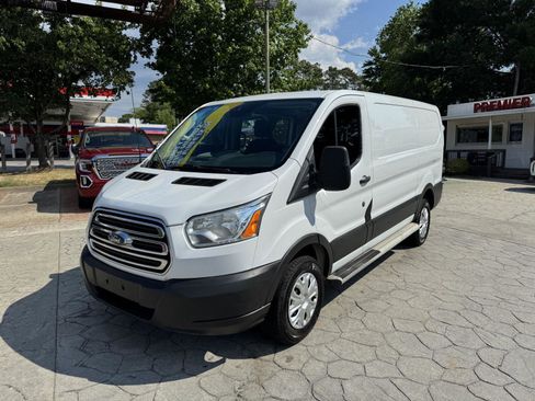 Used 2017 Ford Transit 250 130 Low Roof w/ Exterior Upgrade Package RWD image 6