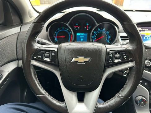Used 2014 Chevrolet Cruze LT image 13