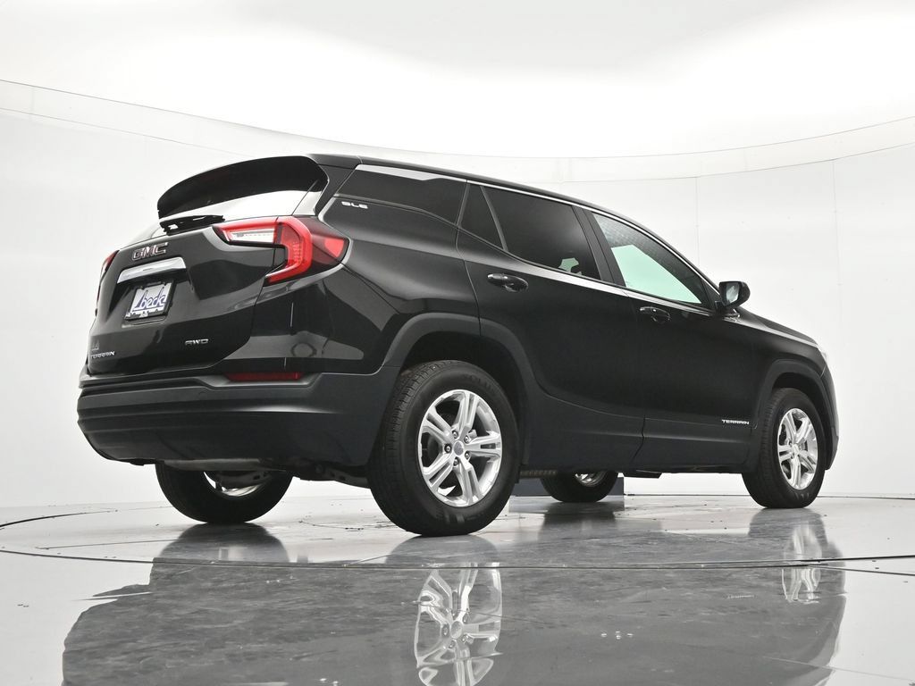 Certified 2024 GMC Terrain SLE AWD/4WD image 40