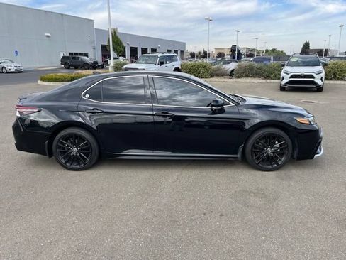 Used 2023 Toyota Camry XSE FWD image 3