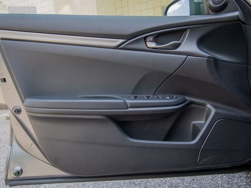 Used 2020 Honda Civic Sport image 10