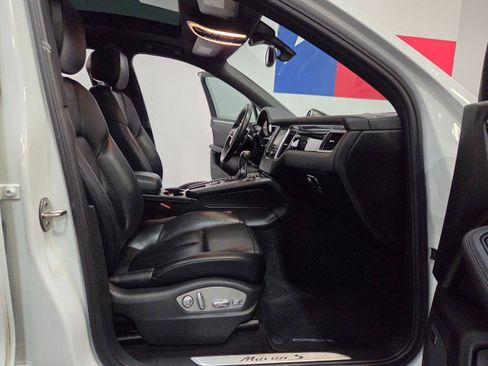 Used 2016 Porsche Macan S image 8