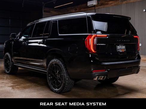 Used 2026 GMC Yukon XL Denali Ultimate AWD/4WD image 7