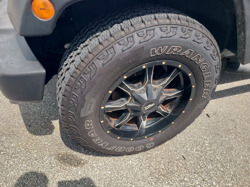 Used 2016 Jeep Wrangler Unlimited Sport w/ Quick Order Package 24S AWD/4WD image 7