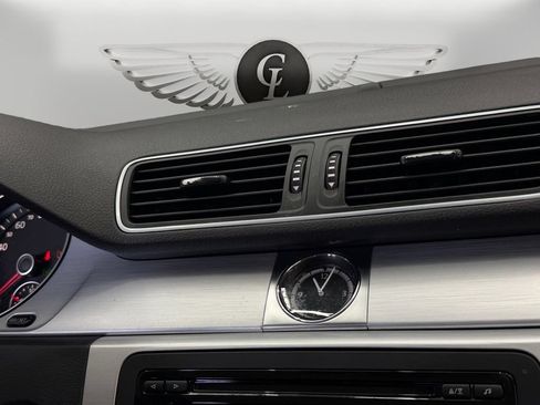 Used 2013 Volkswagen CC Sport FWD image 24
