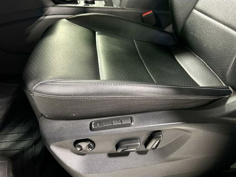 Used 2022 Volkswagen Atlas SEL image 19