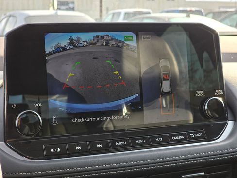 Used 2023 Nissan Rogue Platinum w/ Platinum Premium Package image 31