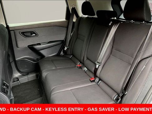 Used 2023 Nissan Rogue S image 21