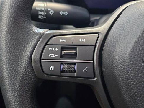 New 2027 Honda HR-V LX image 17