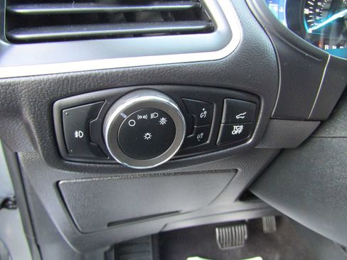 Used 2024 Ford Edge SEL w/ Convenience Package image 26