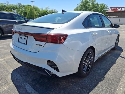 Used 2022 Kia Forte GT-Line w/ GT-Line Technology Package FWD image 11