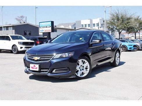 Used 2017 Chevrolet Impala LS image 1