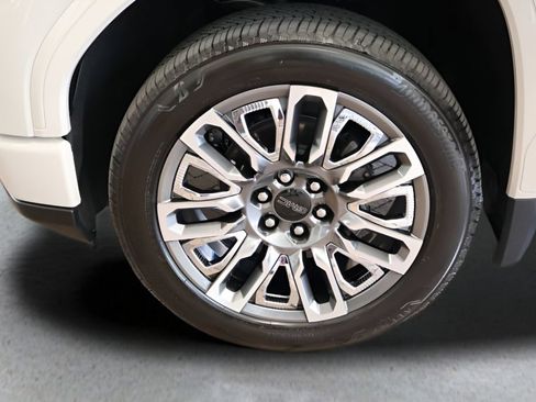 Used 2026 GMC Sierra 1500 Denali Ultimate AWD/4WD image 32