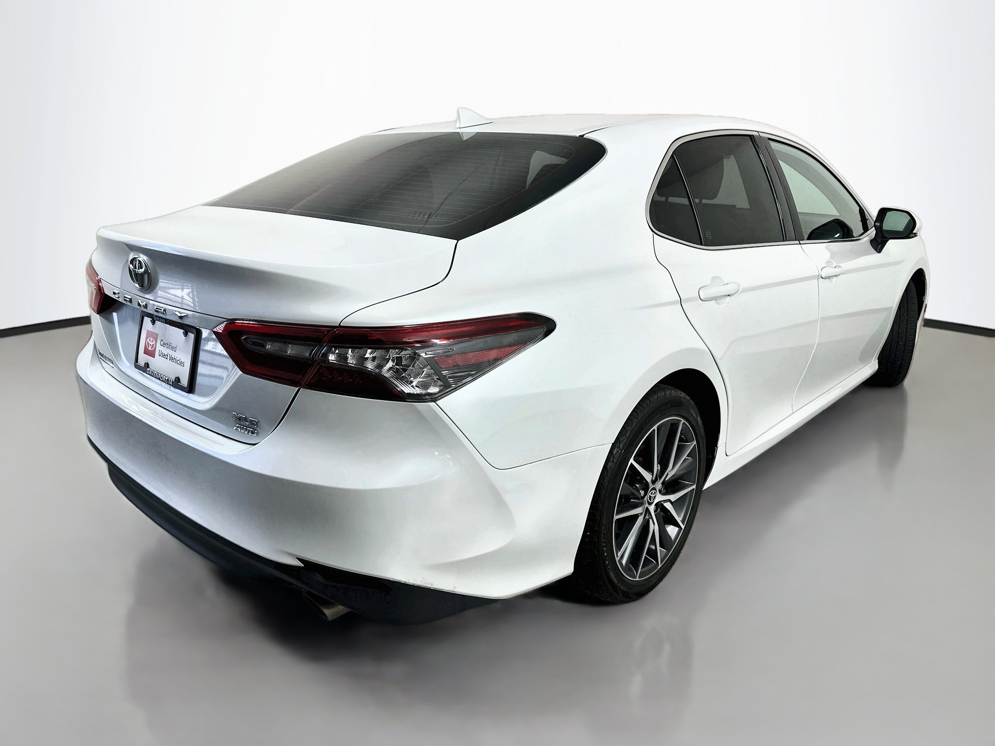 Used 2023 Toyota Camry XLE w/ Cold Weather Package AWD/4WD image 7