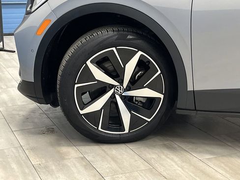 Used 2023 Volkswagen ID.4 Pro S image 37