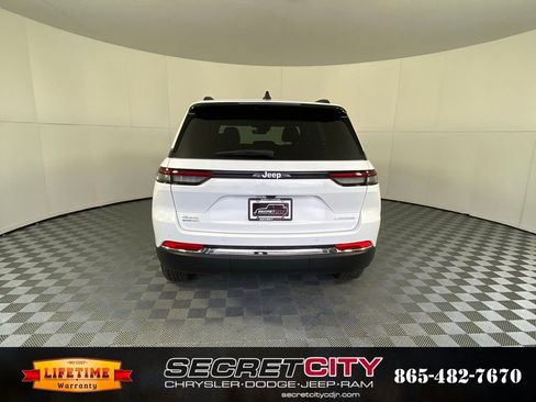 New 2026 Jeep Grand Cherokee Laredo X image 6