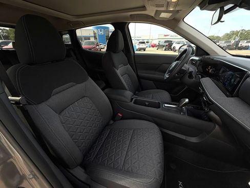 Used 2026 Nissan Kicks SV w/ SV Premium Package FWD image 13