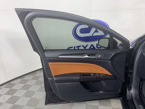 Used 2020 Ford Fusion Energi Titanium image 13