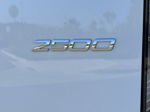 New 2025 Mercedes-Benz Sprinter 2500 image 12