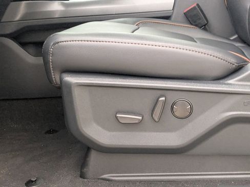 New 2025 Ford F250 Lariat w/ Lariat Ultimate Package image 14