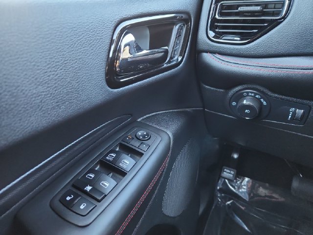 Used 2023 Dodge Durango R/T RWD image 39
