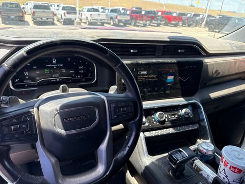 Used 2024 GMC Sierra 1500 Denali AWD/4WD image 22